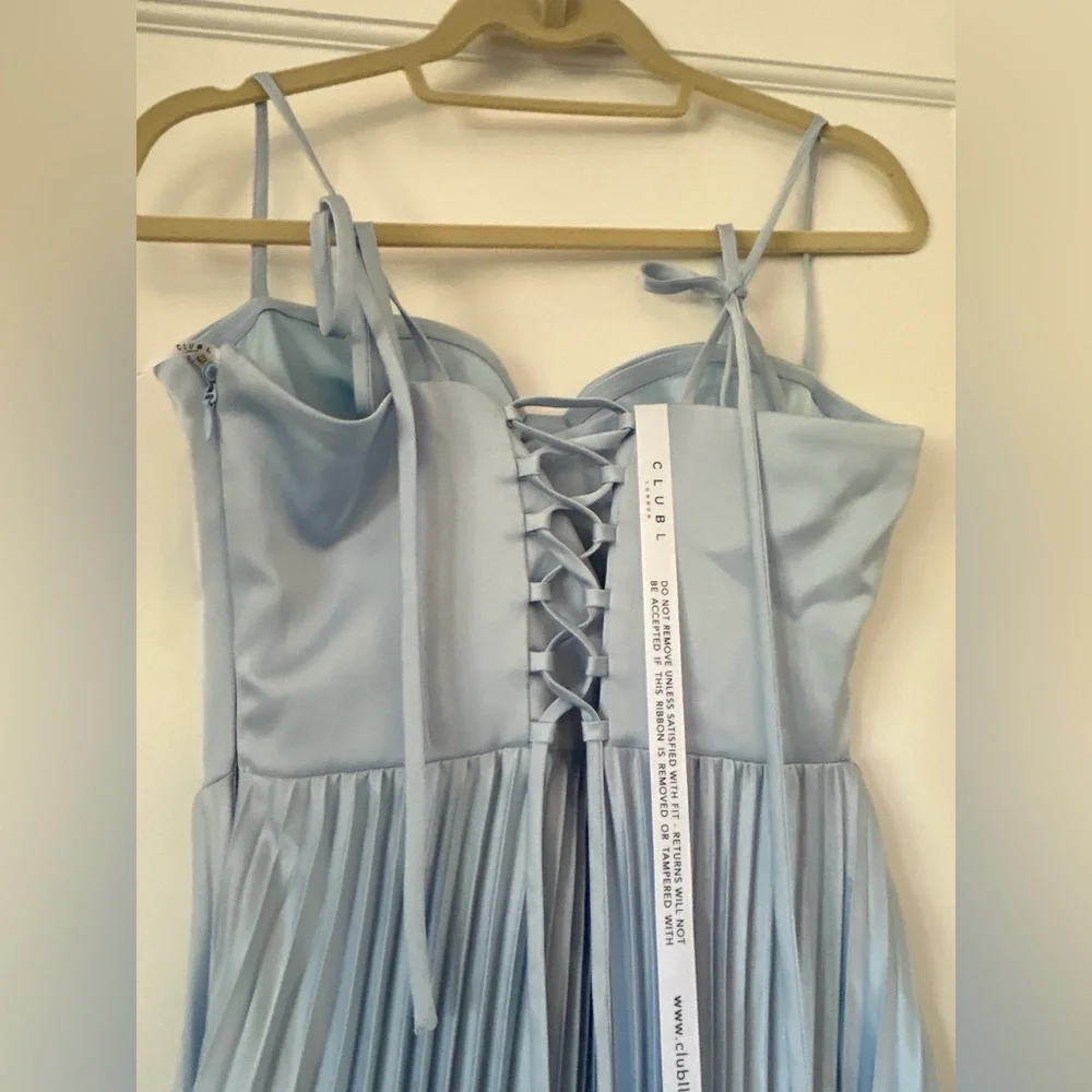 NWT Club L London Peyton Powder Blue Satin Sweetheart-Neck Midi Dress pleats  8
